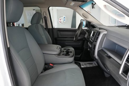 Used 2017 RAM 2500 Tradesman w/ Chrome Appearance Group image 19