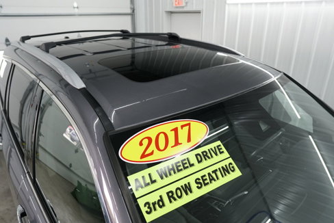 Used 2017 Honda Pilot Touring image 2