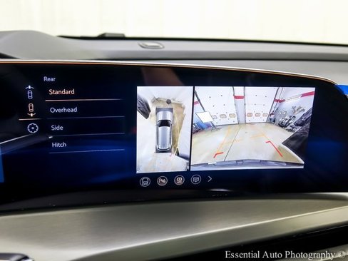 New 2026 Cadillac Vistiq Platinum w/ LPO, Floor Liner Package image 15