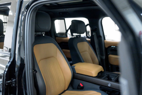 Used 2023 Land Rover Defender 110 X image 77