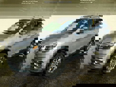 Used 2021 Jeep Cherokee Latitude Lux image 2