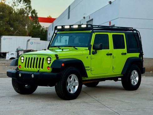 Used 2013 Jeep Wrangler Unlimited Sport image 4