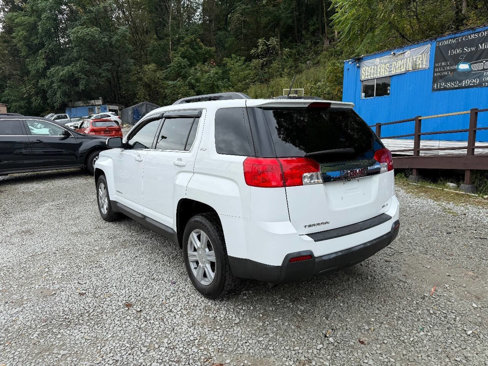 Used 2015 GMC Terrain SLT image 9