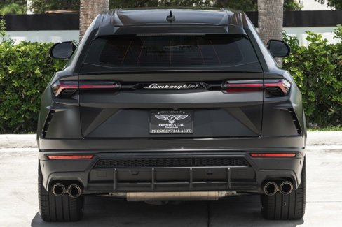 Used 2021 Lamborghini Urus image 6