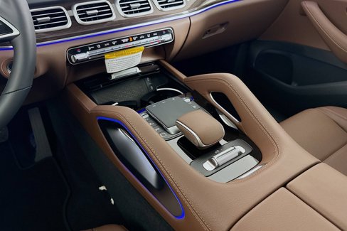 New 2026 Mercedes-Benz GLS 450 4MATIC image 5