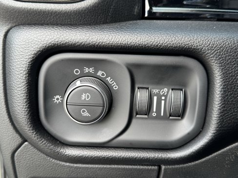 New 2026 RAM 1500 Rebel image 19