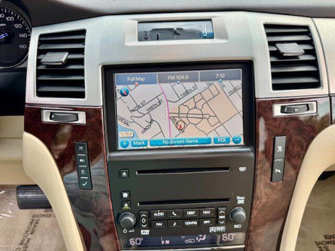 Used 2007 Cadillac Escalade AWD w/ Information Package image 16