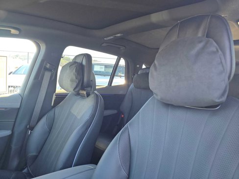 New 2026 Mercedes-Benz EQS 400 4MATIC SUV image 29