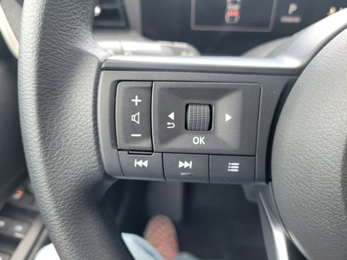 New 2025 Nissan Kicks SV w/ SV Premium Package image 17
