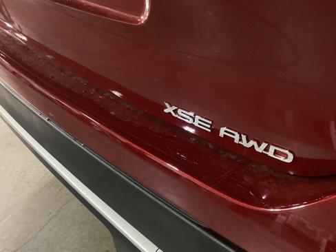Used 2025 Toyota Highlander XSE image 19