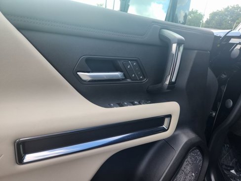 New 2026 GMC Hummer EV SUV image 14