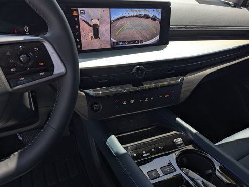 Certified 2025 Nissan Murano Platinum image 10