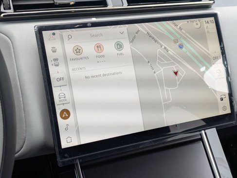 New 2026 Land Rover Range Rover Velar Dynamic SE image 15