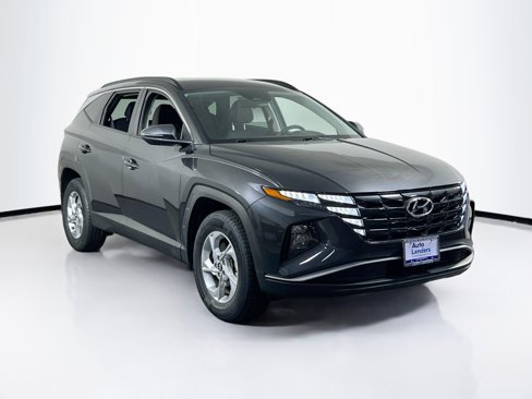 Used 2023 Hyundai Tucson SEL w/ Winter Package image 3