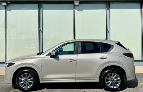 Used 2024 MAZDA CX-5 AWD 2.5 S w/ Select Package image 2