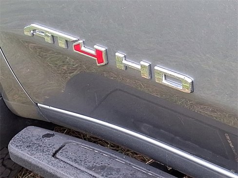 Used 2024 GMC Sierra 2500 AT4 w/ AT4 Premium Plus Package image 25