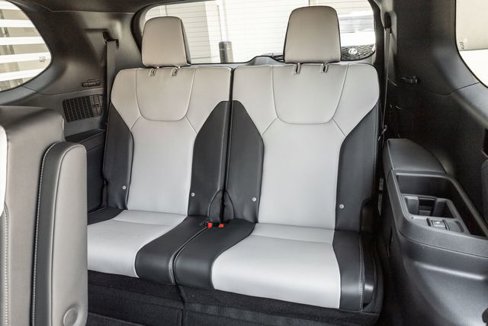 New 2025 Lexus TX 500h AWD image 9