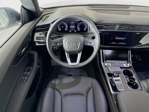 New 2025 Audi Q8 Premium Plus image 24