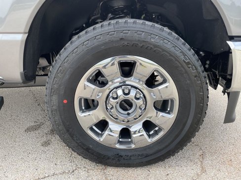 New 2025 Ford F250 Lariat w/ Chrome Package image 40
