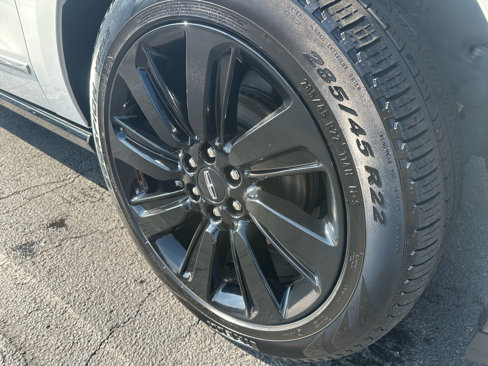 Used 2024 Lincoln Navigator L Reserve image 9