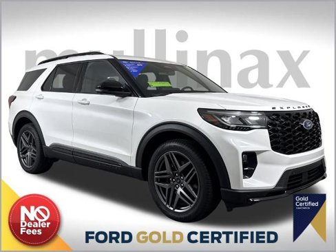 Certified 2025 Ford Explorer ST image 1