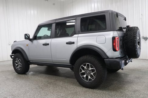 Used 2024 Ford Bronco Badlands image 4