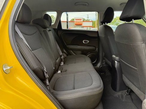 Used 2014 Kia Soul + image 22
