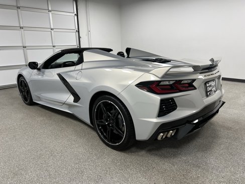 Used 2024 Chevrolet Corvette Stingray Convertible w/ 1LT image 21