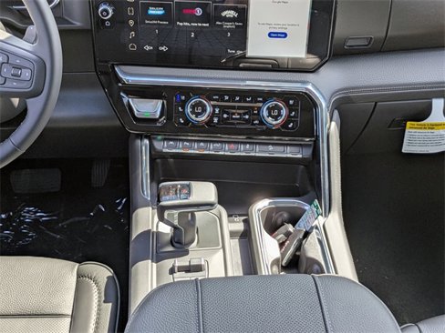 New 2026 GMC Sierra 1500 Denali w/ Denali Reserve Package image 16