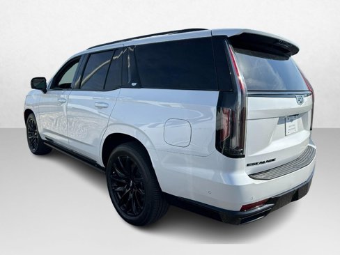 Used 2024 Cadillac Escalade Sport w/ LPO, ONYX Package image 7
