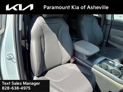 New 2026 Kia Carnival EX image 20