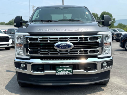 Used 2024 Ford F250 XLT image 2
