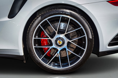 Used 2017 Porsche 911 Turbo image 48