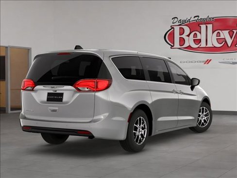 New 2026 Chrysler Voyager LX image 5