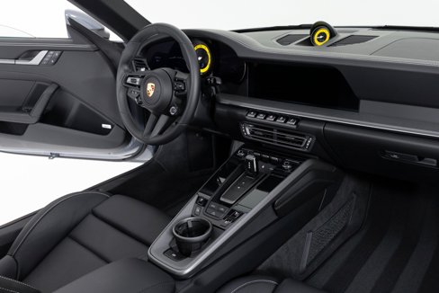Used 2024 Porsche 911 Carrera image 35