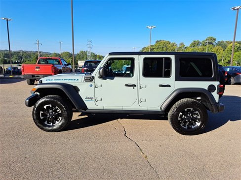 Used 2024 Jeep Wrangler Unlimited Rubicon 4xe image 2