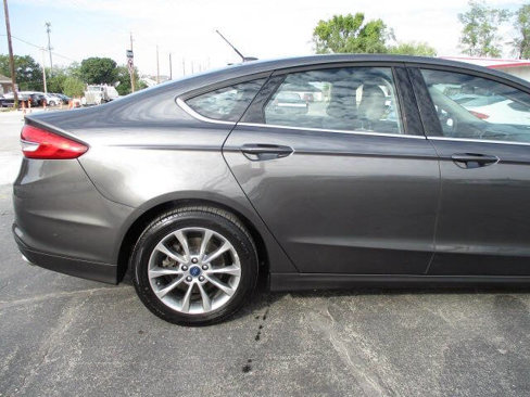 Used 2017 Ford Fusion S image 5