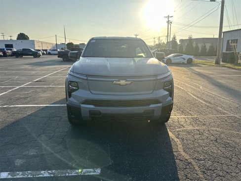 New 2026 Chevrolet Silverado EV LT image 3