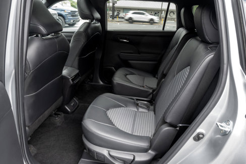 Used 2024 Toyota Highlander XSE image 18