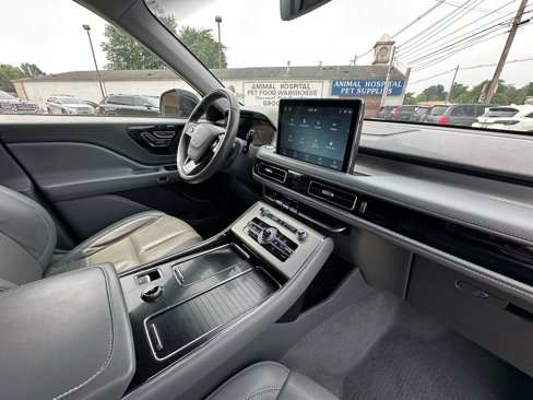 Used 2021 Lincoln Aviator Reserve w/ Class IV Trailer Tow Package image 14