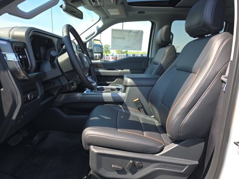 New 2025 Ford F250 Lariat w/ Lariat Ultimate Package image 11
