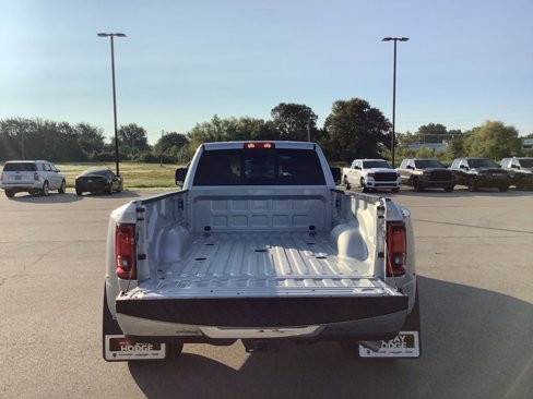 New 2026 RAM 3500 Tradesman image 9