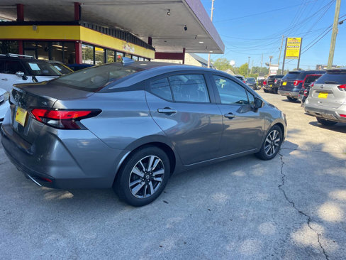 Used 2021 Nissan Versa SV image 5