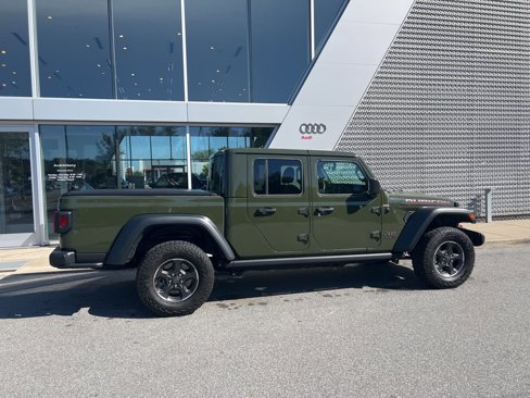 Used 2023 Jeep Gladiator Rubicon w/ Cold Weather Group image 18