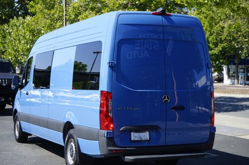 Used 2024 Mercedes-Benz eSprinter 170 Cargo image 10