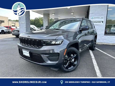 New 2025 Jeep Grand Cherokee Altitude image 1
