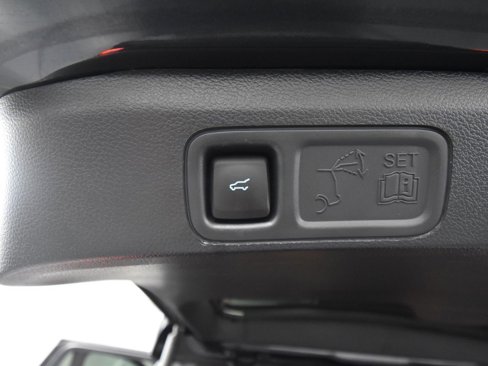Used 2024 Ford Expedition Platinum image 48