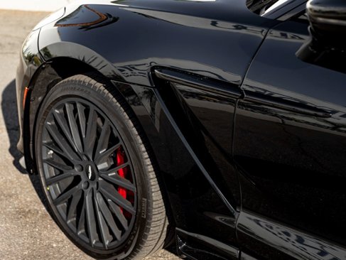 Used 2025 Aston Martin DBX 707 image 9