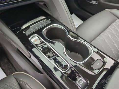 Certified 2023 Buick Envision Avenir image 16