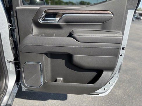 New 2025 Chevrolet Silverado 1500 LT w/ Z71 Off-Road Package image 18